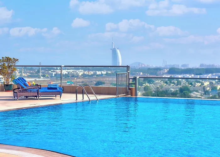 Two Seasons Hotel & Apartments Dubai